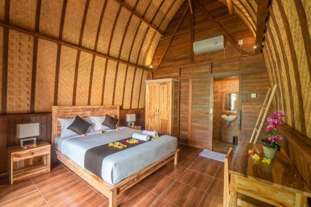 Wooden Puri Guesthouse by Bukit Vista Uluwatu  Bagian luar foto