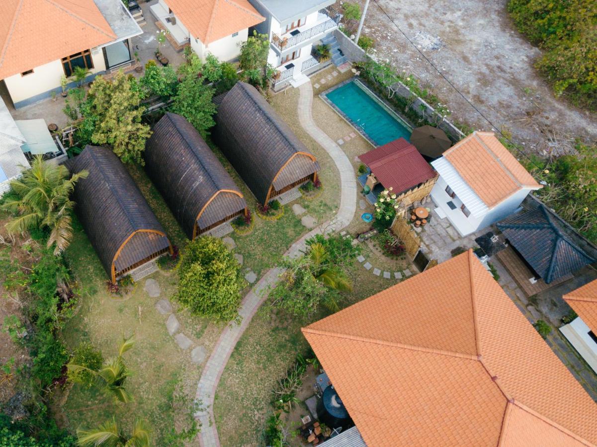 Wooden Puri Guesthouse by Bukit Vista Uluwatu  Bagian luar foto