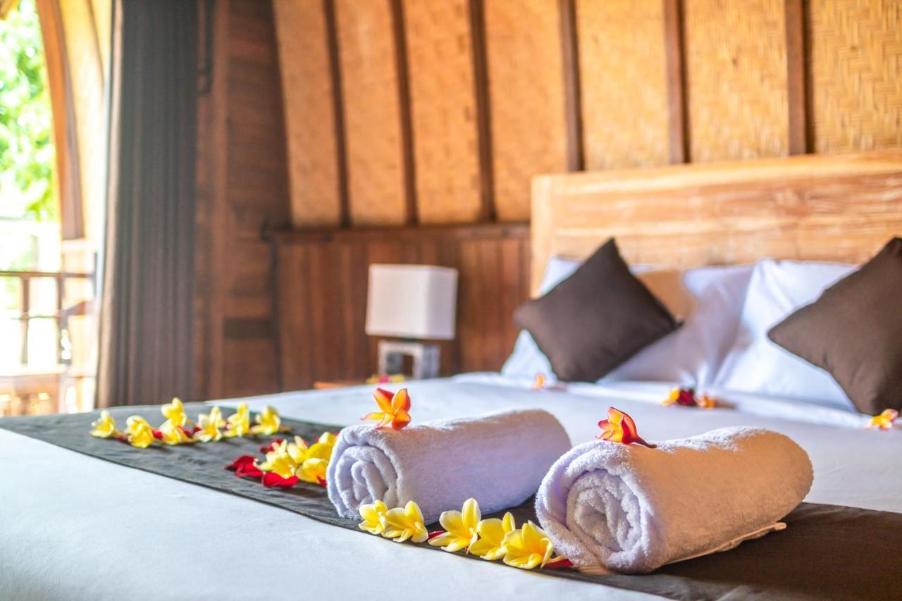 Wooden Puri Guesthouse by Bukit Vista Uluwatu  Bagian luar foto