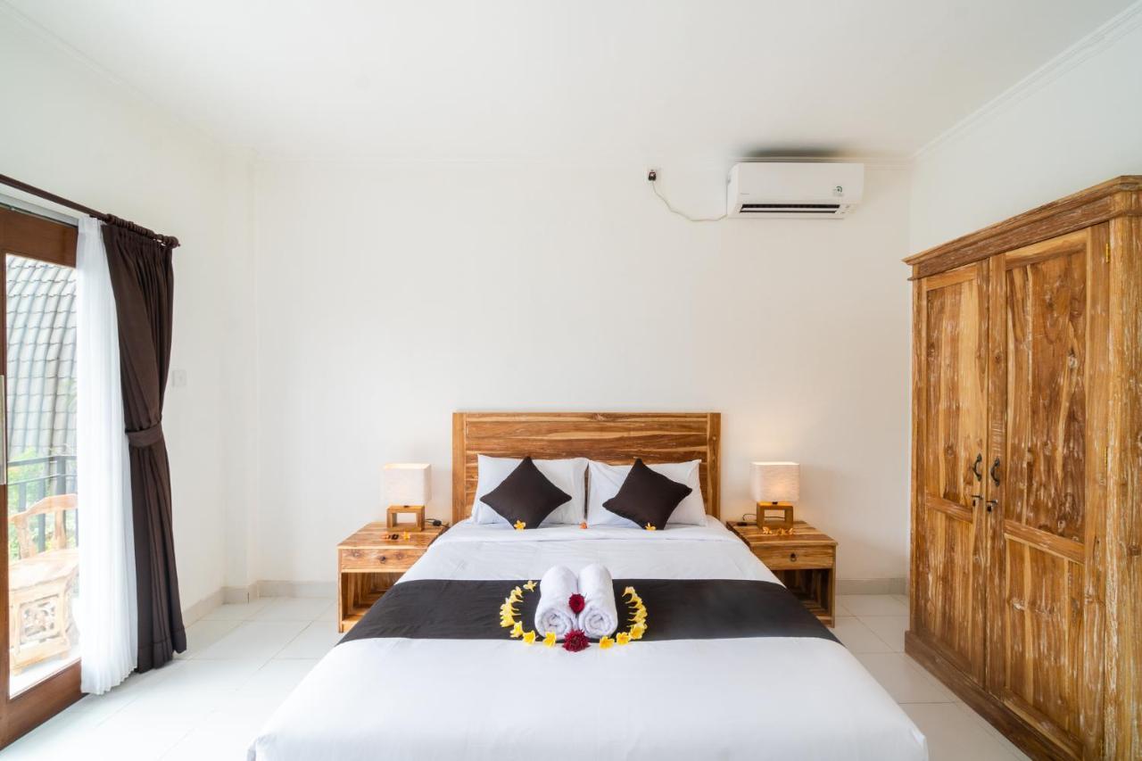 Wooden Puri Guesthouse by Bukit Vista Uluwatu  Bagian luar foto