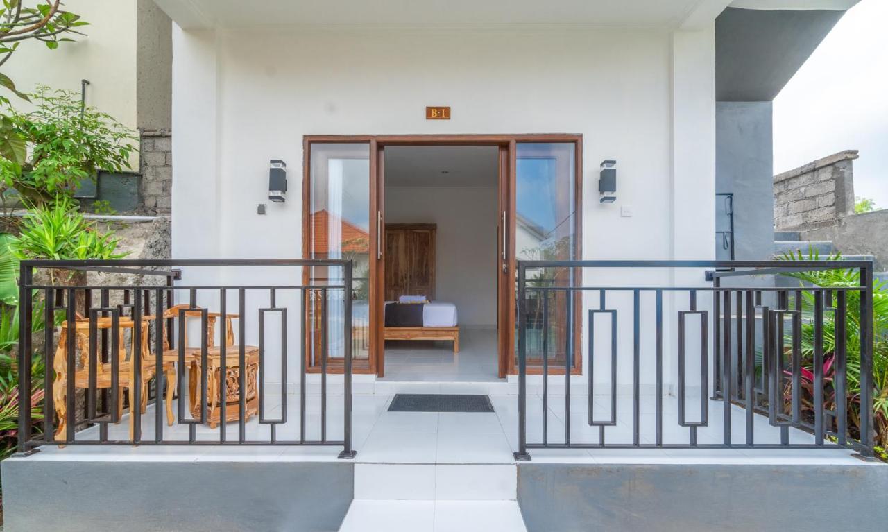 Wooden Puri Guesthouse by Bukit Vista Uluwatu  Bagian luar foto